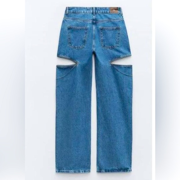 *BLOGGERS FAVE* Zara cut out jeans with rhinestone chains - sz 2 - Picture 4 of 10